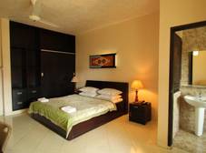 Фото отеля Fat Yogi Cottages