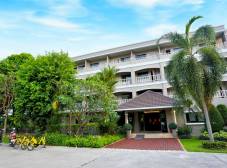 Фото отеля Pattra Mansion by AKSARA Collection