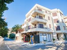 Фото отеля Azur Villa Apartament