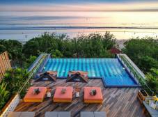 Фото отеля Tribe Bali Kuta Beach