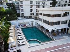 Фото отеля Qinn Hotel