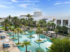 Фото отеля Sharq Village & Spa, a Ritz-Carlton Hotel