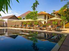 Фото отеля Heritage Suites Hotel
