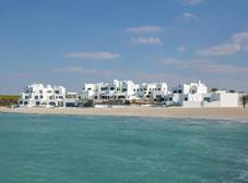 Фото отеля Anantara Santorini Abu Dhabi Retreat