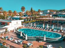 Фото отеля Feniks Hotel