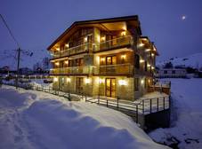 Фото отеля Pine Chalets by KA Group