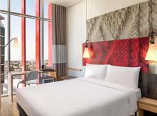 Фото отеля ibis Doha