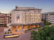 Фото отеля Courtyard by Marriott Goa Colva