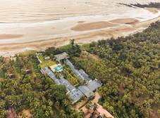 Фото отеля Foxoso LA Beach Resort