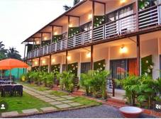 Фото отеля YogiTree Beach Resort & Cafe