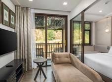 Фото отеля The Proud Karon Beach Phuket Trademark Collection by Wyndham