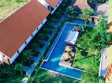 Фото отеля Griya Shanti Suites