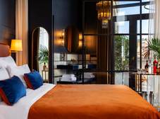 Фото отеля Zorba&Bond Hotel on the 8th