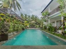 Фото отеля Tri Dewi Residence by Pramana Villas