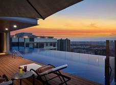 Фото отеля RichLane Residences