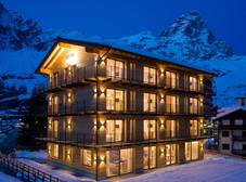 Фото отеля Red Fox Lodge