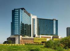 Фото отеля Sheraton Hong Kong Tung Chung Hotel