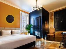 Фото отеля Unfound Door - Design Hotel