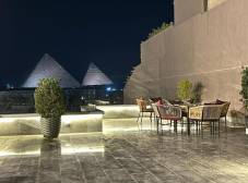 Фото отеля Pyramid Front Hotel