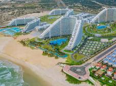 Фото отеля The Empyrean Cam Ranh