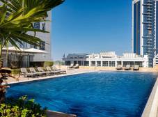 Фото отеля La Suite Dubai Hotel & Apartments By NH Collection