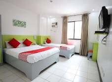 Фото отеля OYO 210 Apple Tree Suites