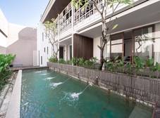 Фото отеля Pelangi 148 Beach Suites
