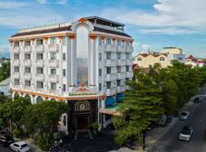 Фото отеля Qualia De Hotel Hoi An