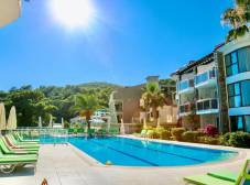 Фото отеля Tropical Deluxe Hotel