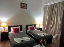 Фото отеля Downtown Inn