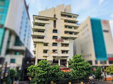 Фото отеля Grand Menteng