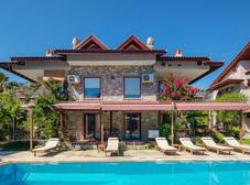 Фото отеля Vira Suites Hotel