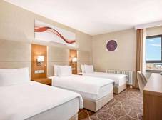 Фото отеля Ramada by Wyndham Elbistan
