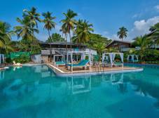 Фото отеля Raya Resorts & SPA