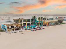 Фото отеля Fuwairit Kite Beach, Tapestry Collection by Hilton
