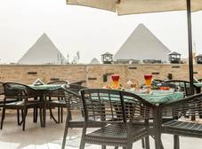 Фото отеля Night Pyramids Inn