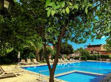 Фото отеля La Muer City Hotel
